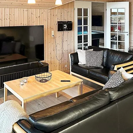 10 Person In Lokken-by Traum بيت للعطل