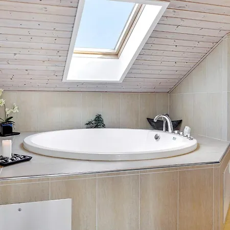 10 Person In Lokken-by Traum Semesterbostad
